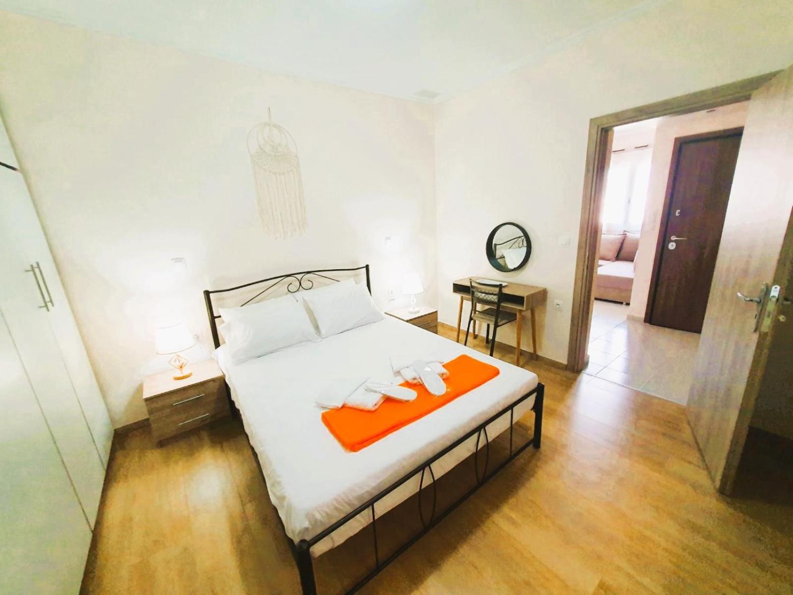Estrella Apartment Спарти Екстериор снимка