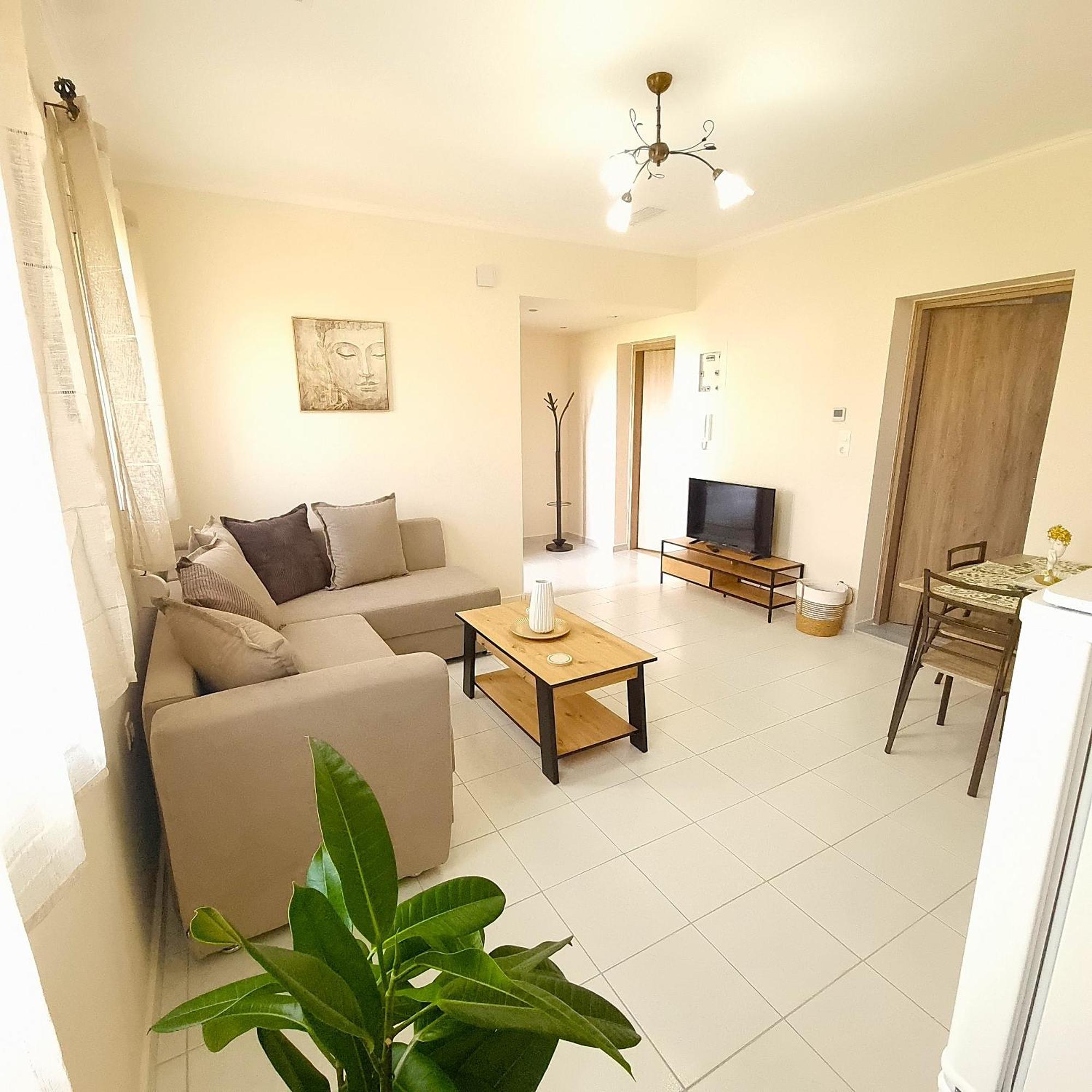 Estrella Apartment Спарти Екстериор снимка