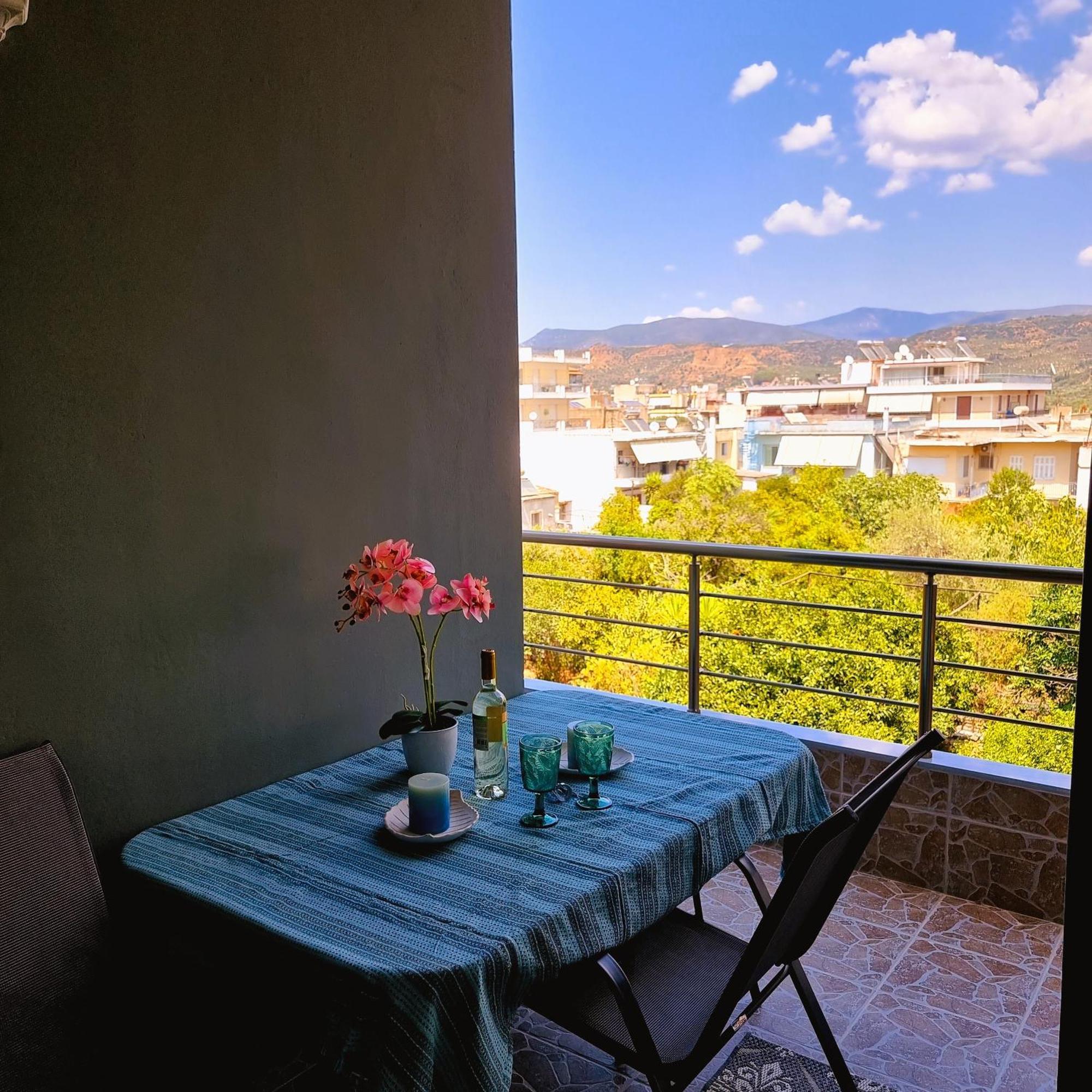 Estrella Apartment Спарти Екстериор снимка